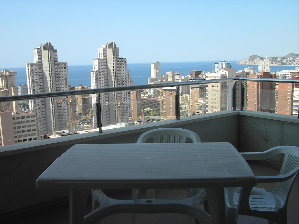 Apartamentos Con Terraza Torre D'Oboe By Renthas Benidorm Pokoj fotografie