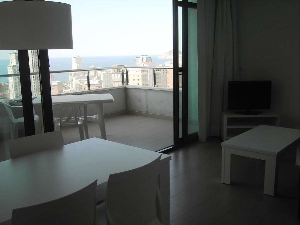 Apartamentos Con Terraza Torre D'Oboe By Renthas Benidorm Pokoj fotografie